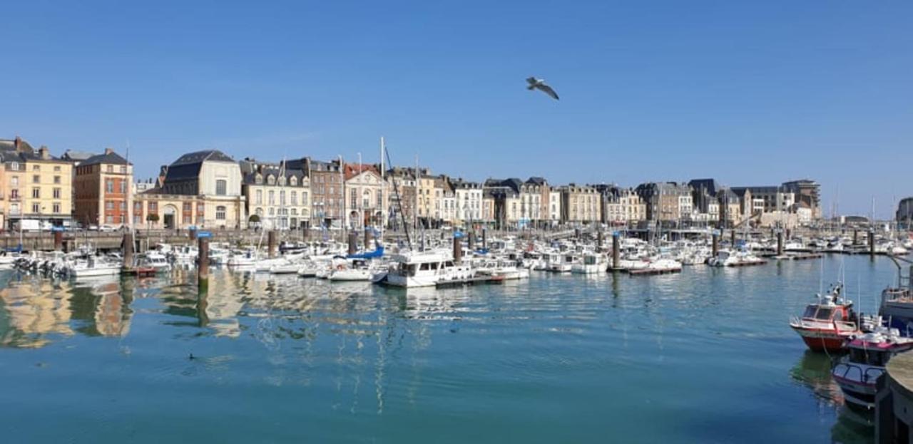 Dg 09 - Dieppe Pied Plage Vue Mer Kültér fotó